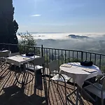 Terra D'ombra San Gimignano