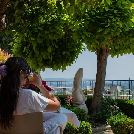 Terra D'ombra Panzió